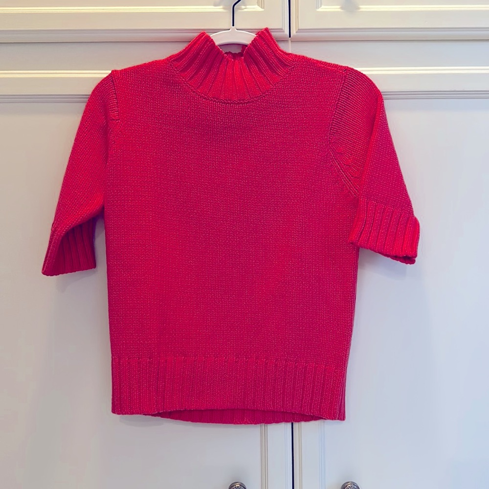 NWT David Brooks sweater hot pink - size Small and short sleeved 💕